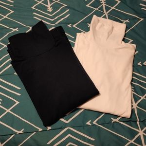 2 Cherokee Turtleneck Long Sleeve Shirt XL…